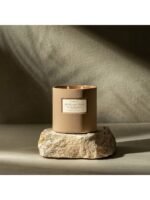 ⁦شمع برائحة الشاي والورد⁩ - الصورة ⁦2⁩