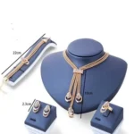 طقم مطلي بذهب عيار 18