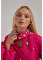 فستان راقي مزين بأحجار الراين - Image 5