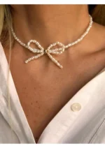 قلادة لؤلؤ فيونكة