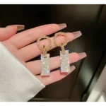 حلق أنيق لامع