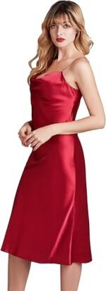 ⁦ملابس نوم من الساتان⁩ - الصورة ⁦2⁩