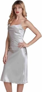 ⁦ملابس نوم من الساتان⁩ - الصورة ⁦3⁩