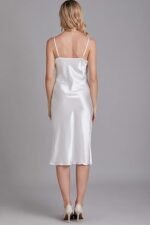 ⁦ملابس نوم من الساتان⁩ - الصورة ⁦5⁩