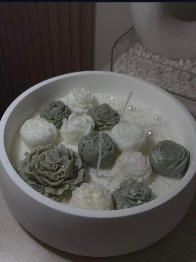 cropped-IMG_0026-1.jpeg شمعة معطرة ياسمين - الصورة 1