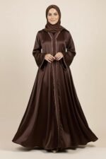 ⁦عباية فاخرة للنساء باكمام واسعة⁩ - الصورة ⁦3⁩