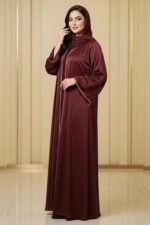 ⁦عباية فاخرة للنساء⁩ - الصورة ⁦2⁩