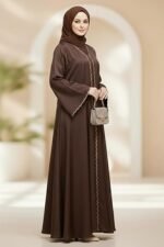 ⁦عباية فاخرة للنساء باكمام واسعة⁩ - الصورة ⁦4⁩