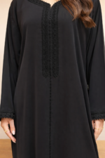 ⁦قفطان مغربي كريب فاخر بتطريز ناعم وتصميم أنيق⁩ - الصورة ⁦4⁩