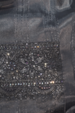 ⁦مخور حرير جوهرة ناعم بتطريز فاخر وكريستال لامع لإطلالة أنثوية راقية⁩ - الصورة ⁦6⁩