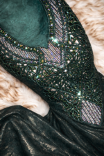 ⁦مخور حرير جاكارد فاخر بتطريز مخرم وكريستال لامع⁩ - الصورة ⁦3⁩