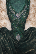 ⁦مخور حرير جاكارد فاخر بتطريز مخرم وكريستال لامع⁩ - الصورة ⁦2⁩