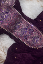 ⁦مخور حرير هندي فاخر بخفة راقية وتطريز مرصع بالكريستال⁩ - الصورة ⁦3⁩