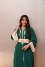 ⁦قفطان مغربي فاخر بكريب ناعم وتطريز مزدوج أنيق⁩ - الصورة ⁦2⁩