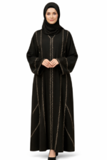 عباية سوداء مطرزة