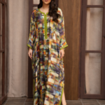 جلابية مغربية من حرير أرماني