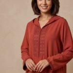 جلابية أنيقة بتصميم مغربي /بغطاء رأس